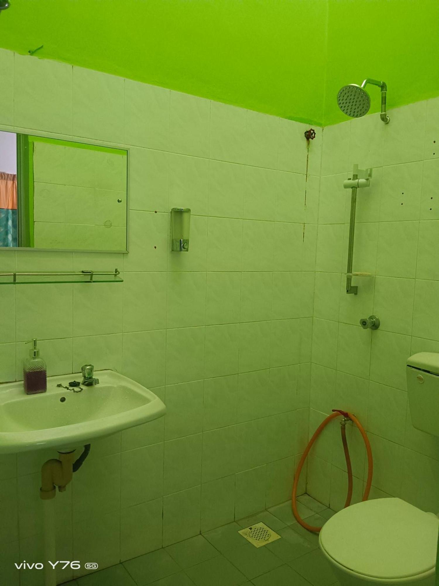 De' Aman Homestay Джитра Экстерьер фото